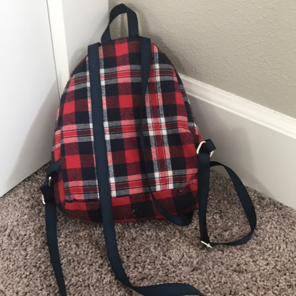 Mini backpack/comment if interested - Picture 2 of 2
